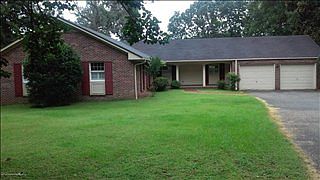1st image of 131 Lakeside Cir