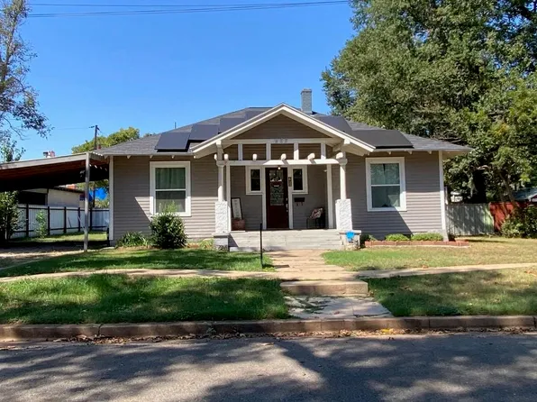 622 Elm St, Jacksonville, TX 75766