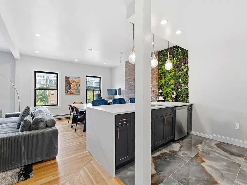 465 Massachusetts Ave #4
