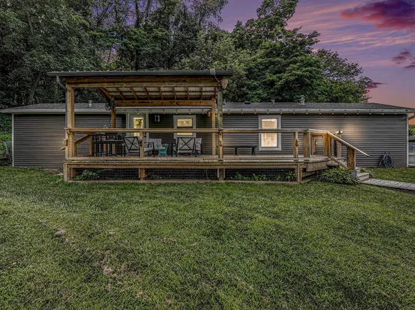 403 Felch St, Lyons, MI 48851