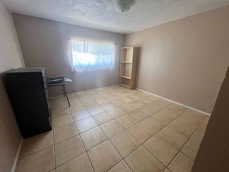 61776-61778 Desert Air Rd — Photo 10