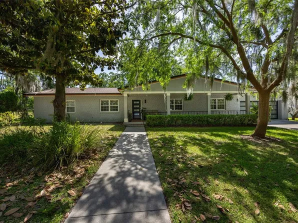 5921 SW 35th Way, Gainesville, FL 32608