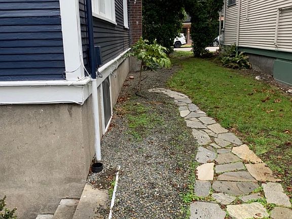 2nd image of 2506 N Alder St
