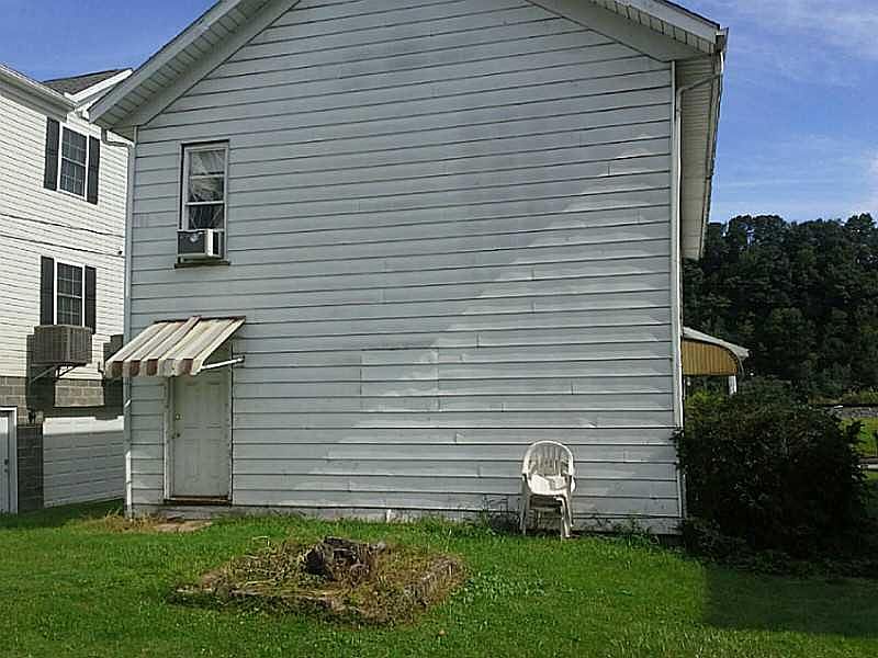 Building Photo 3