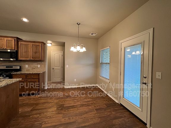 4th image of 4712 River Mesa Dr