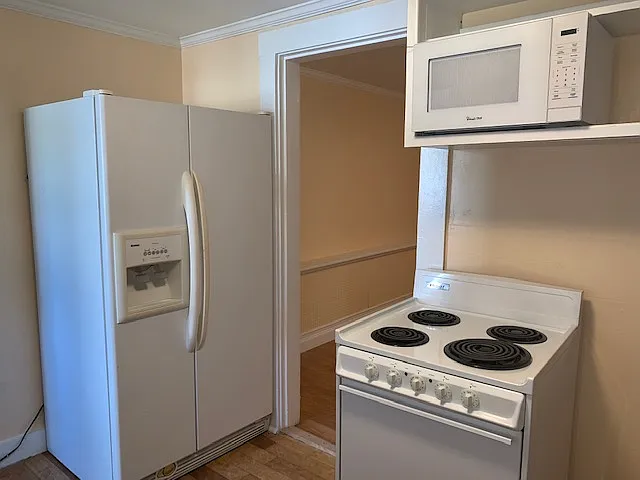 52 Lawrence St #8 — Photo 7
