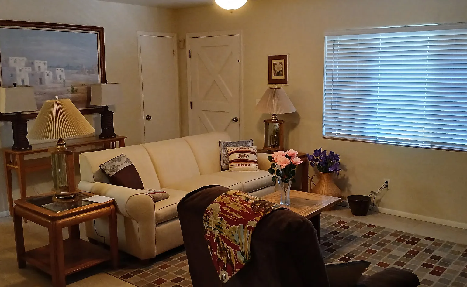 132 E Los Arcos — Photo 1