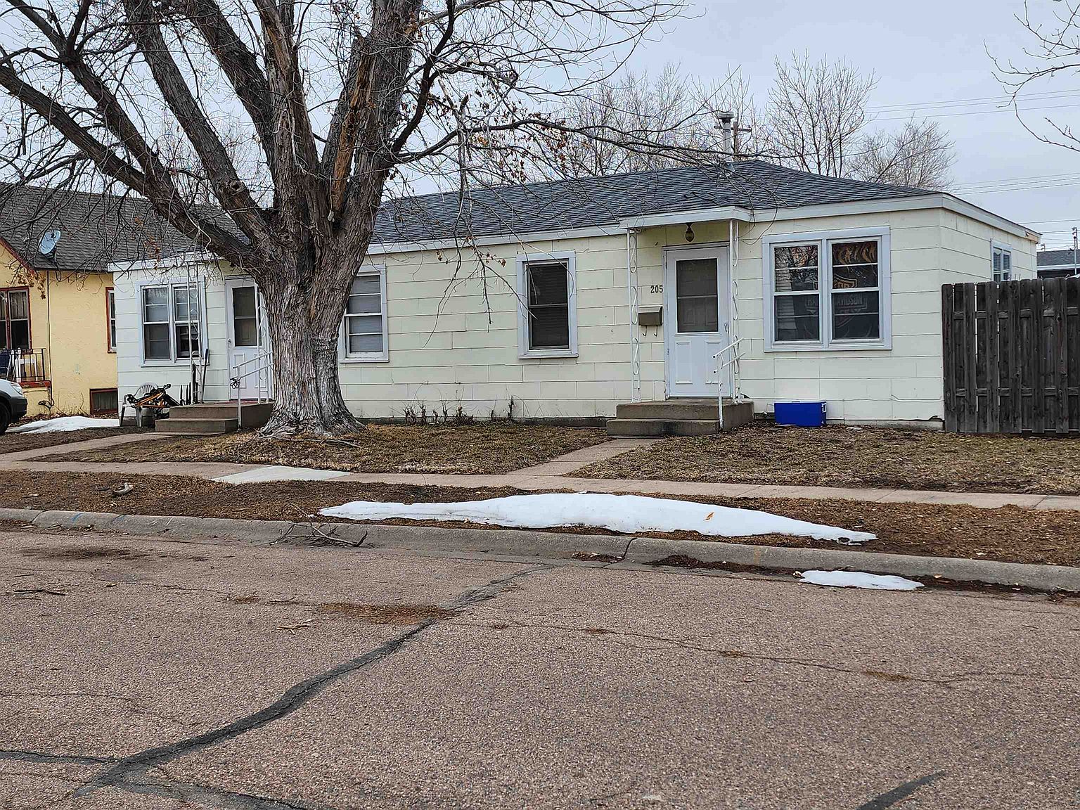 906 W A St, Ogallala, NE 69153 Zillow