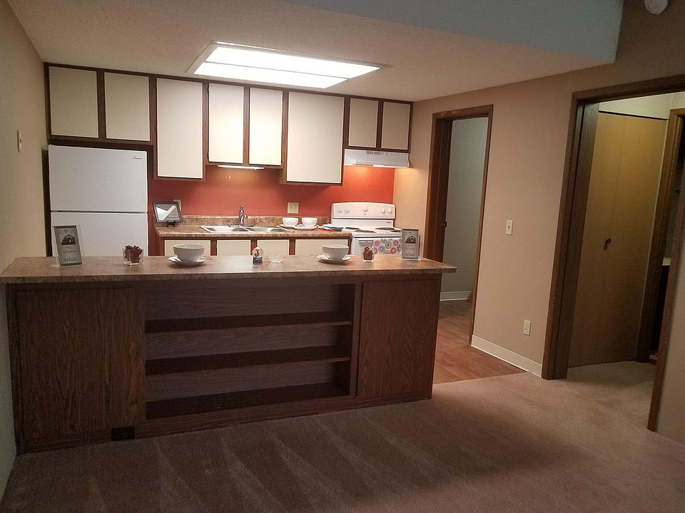2nd image of 5549 Rosewood Commons Dr
