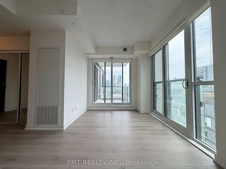 200 Sackville St #1009 — Photo 5