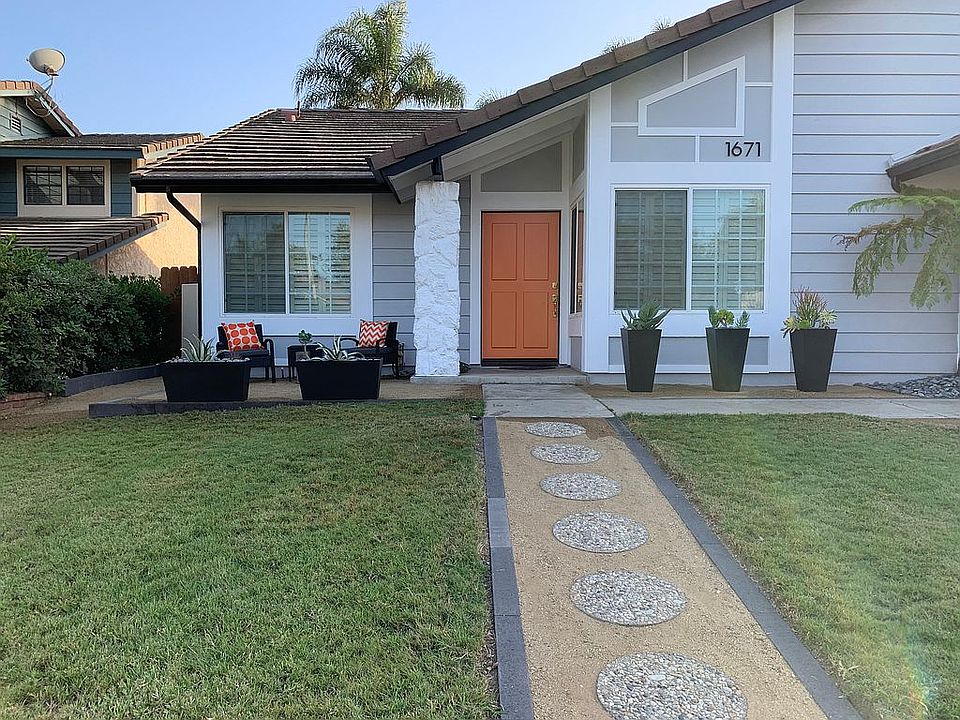 2nd image of 1671 San Joaquin Ave