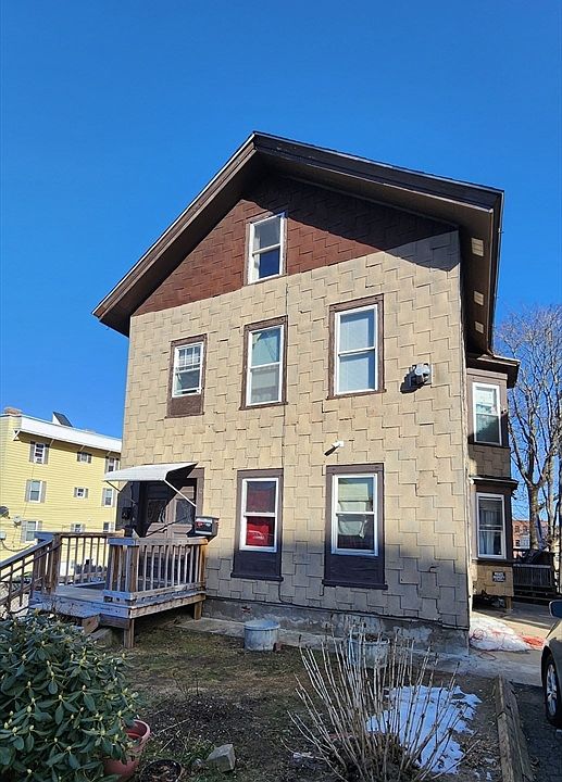 13 Queen St, Worcester, MA 01610 | Zillow