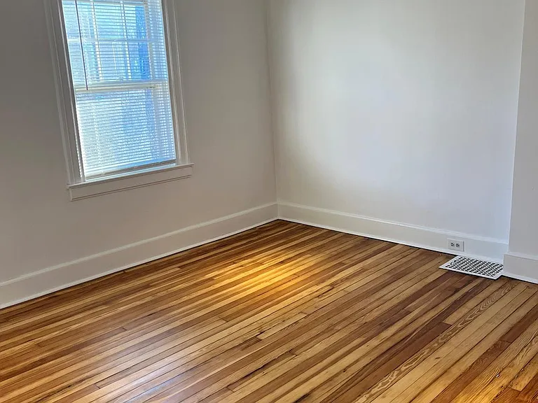 2505 Cumberland Ave — Photo 16