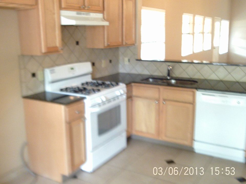 kitchen granite counters