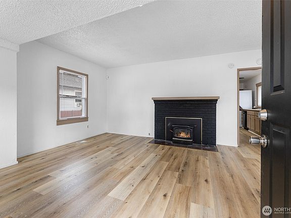 5th image of 14615 Portland Avenue SW