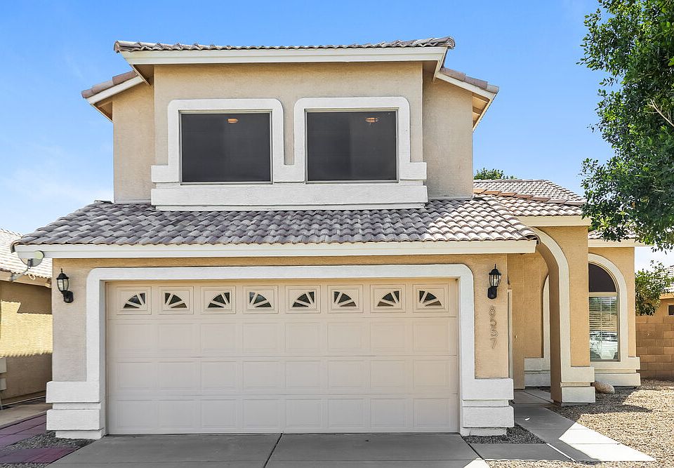 1st image of 8557 W Voltaire Ave