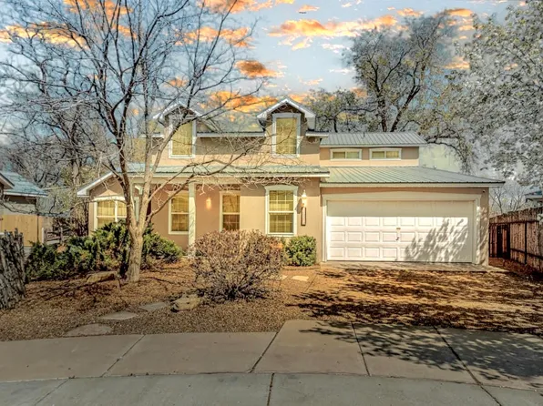 1523 Phoenix Ave NW, Albuquerque, NM 87107