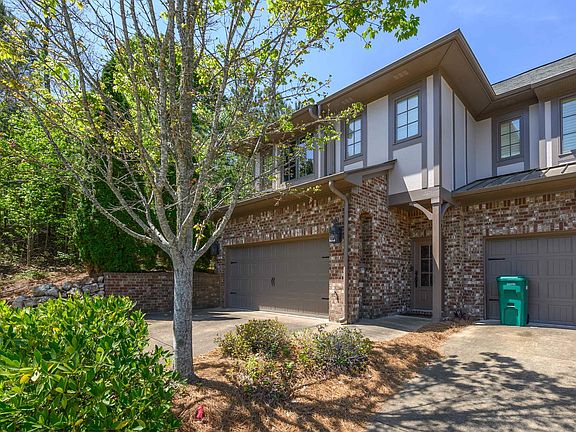2nd image of 3076 Eagle Ridge Ln