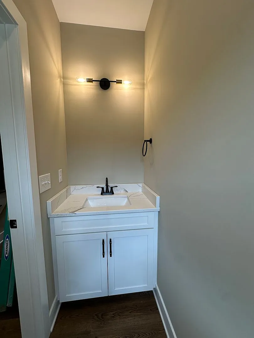 Beautiful townhouse located in the new Augusta Springs subdivision! — Photo 2