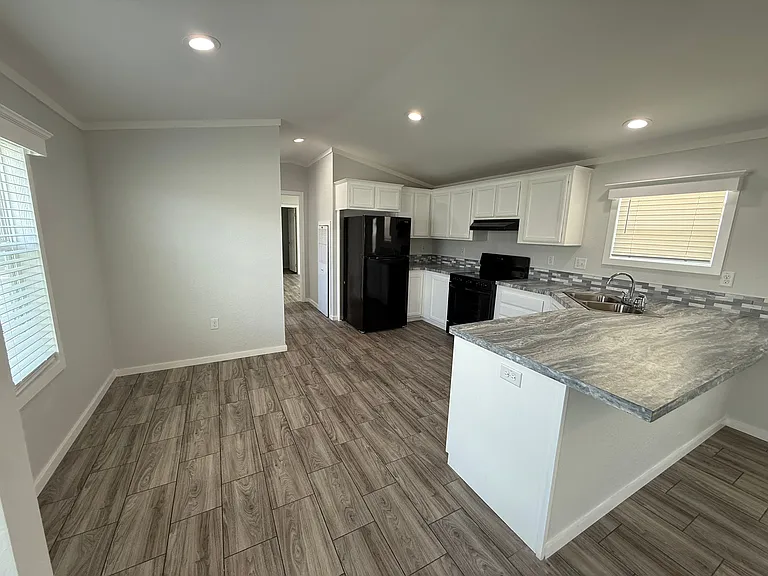 Woodlake Estates (TX) — Photo 18