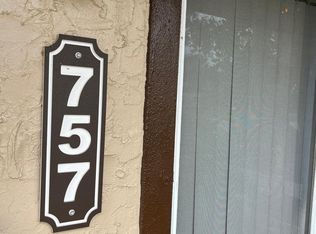 757 W Rosewood Ln, Tavares, FL 32778