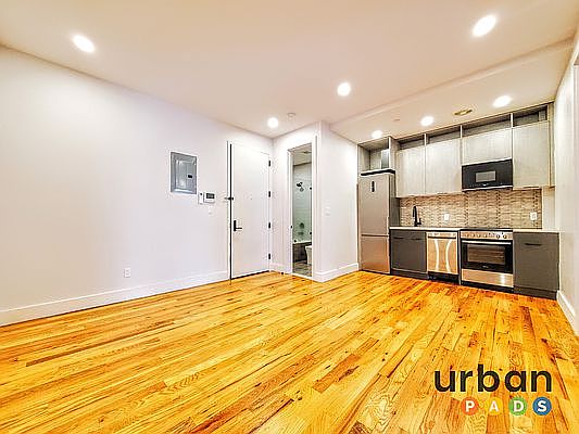 1st image of 60 Hawthorne St #3L