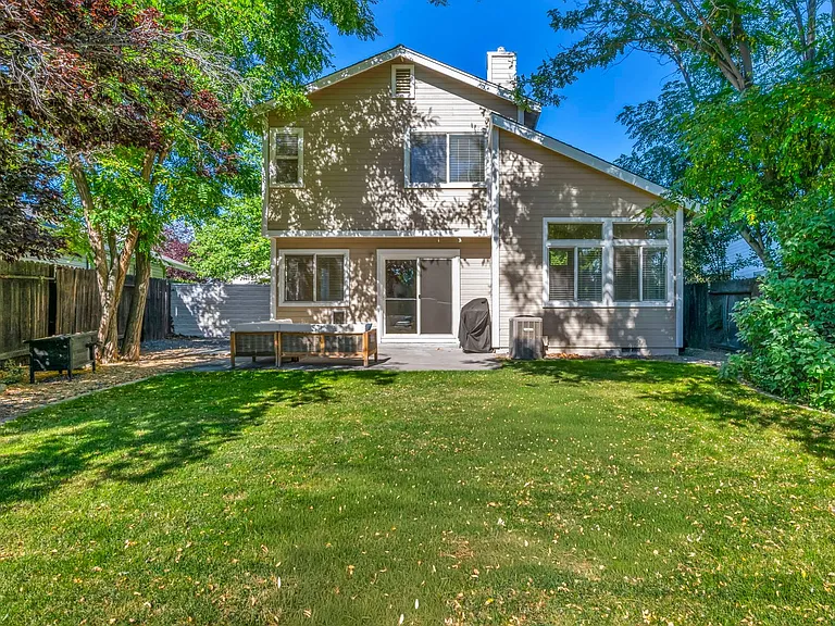 7554 Wheeldale Cir — Photo 31