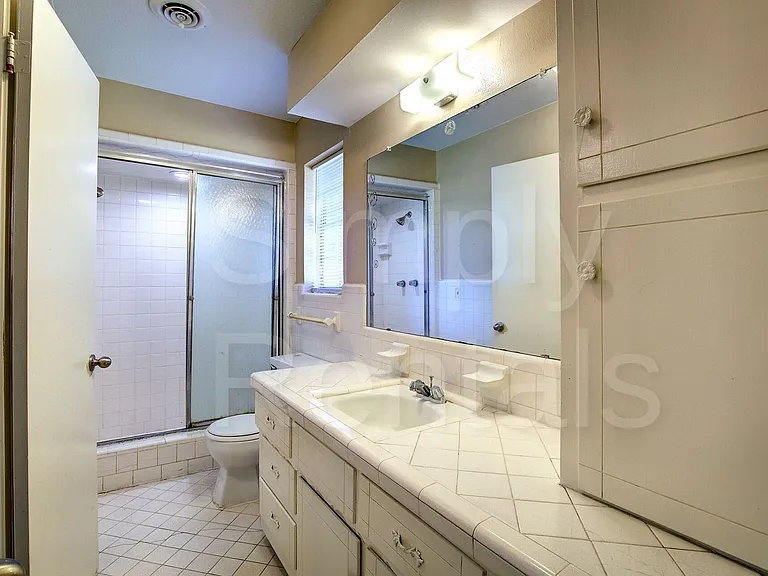 6426 Chapman Dr — Photo 38