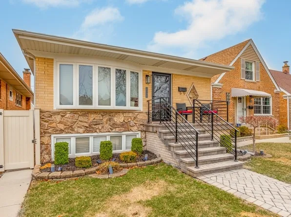 3328 N Paris Ave, Chicago, IL 60634