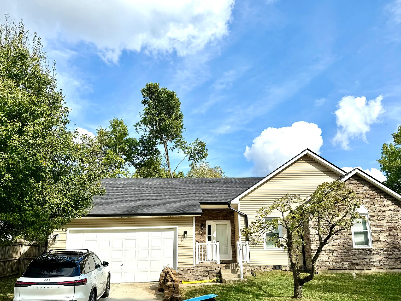 3 bed, 1400 sqft, $2,250 — Photo 1