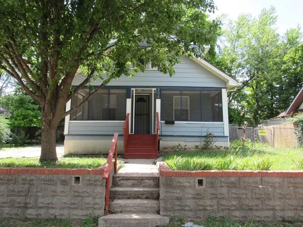 304 S Hocker Ave, Independence, MO 64050