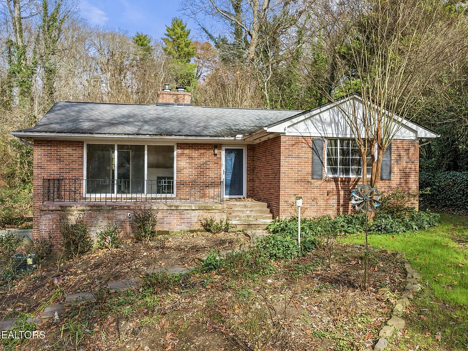 1st image of 5107 Green Valley Dr
