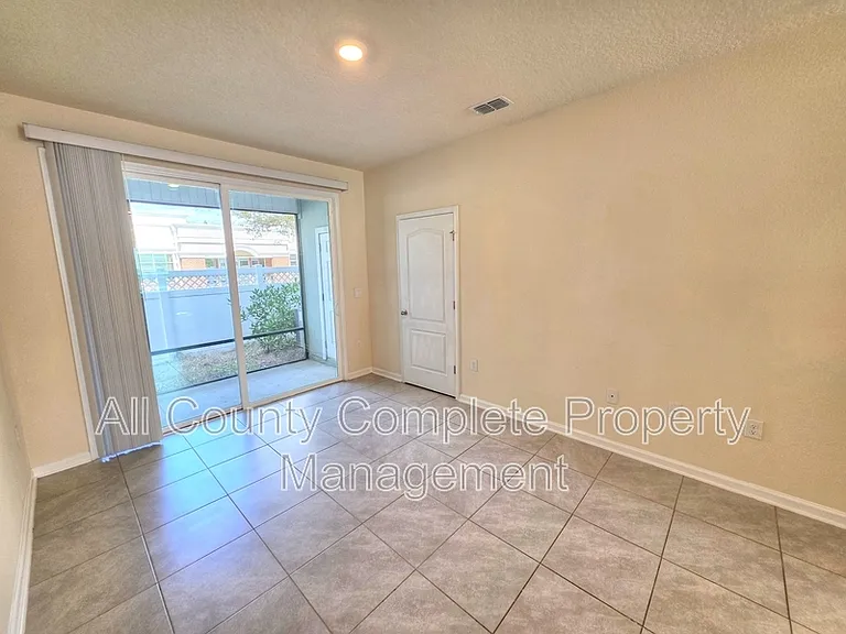 3972 Village View Ln — Photo 8