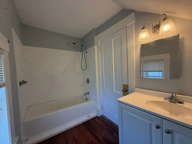 115 Franklin Street — Photo 11