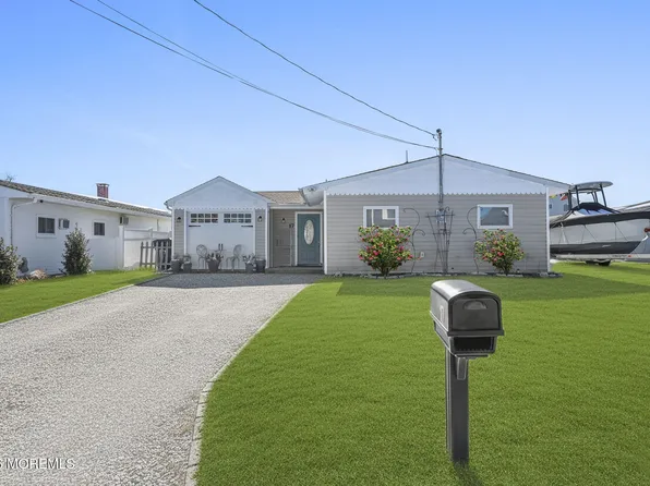 17 Lake Huron Drive, Little Egg Harbor, NJ 08087