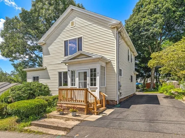 31 Faulkner Pl, Braintree, MA 02184
