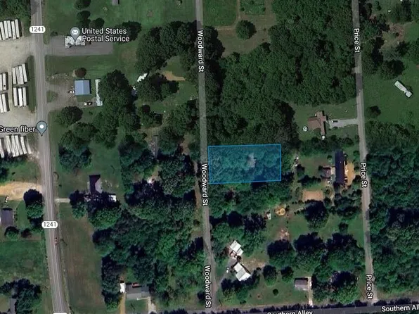 50 Woodward St, Hickory, KY 42051