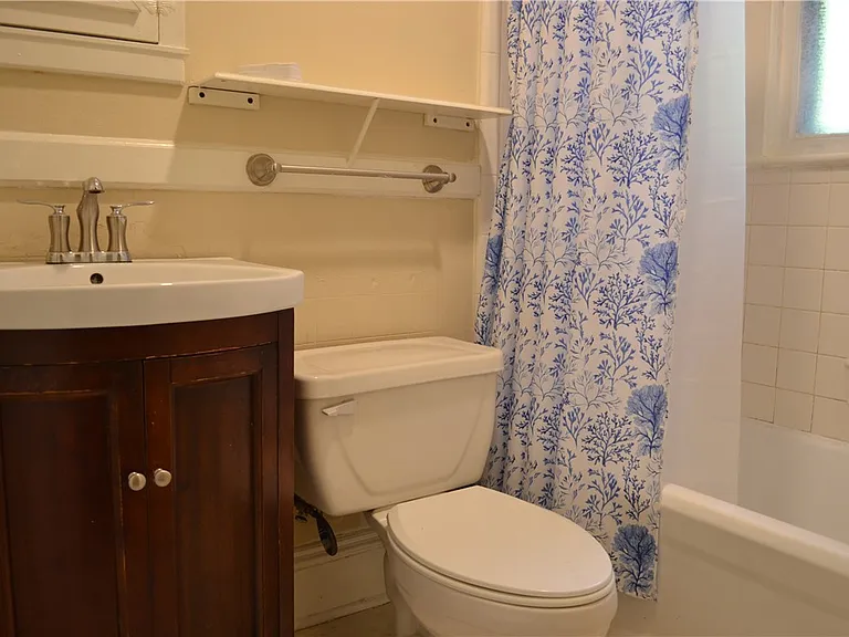 205B Broad St — Photo 7