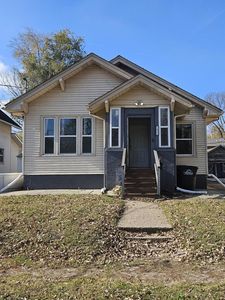 1022 E 8th St, Des Moines, IA, 50316