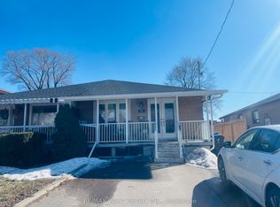 25 Coronado Ct #BASEMENT, Toronto, ON M9M1S6