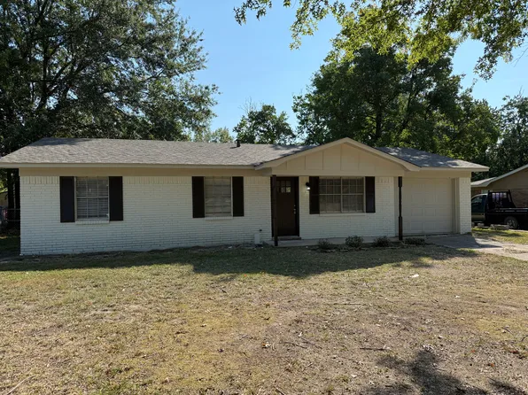 4806 Pinson Dr, Texarkana, AR 71854