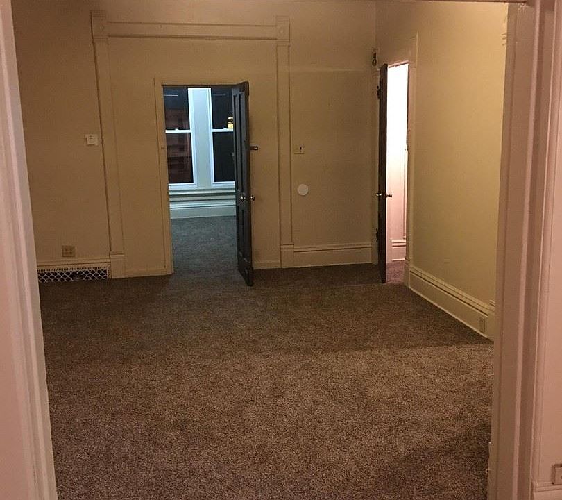 2nd image of 726 S 22nd St APT 1