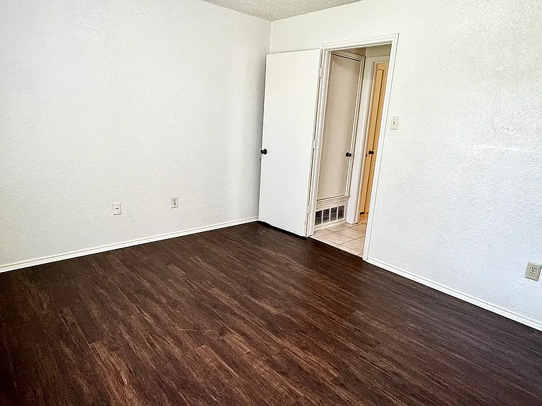 2707 Rustic Forest Rd — Photo 16