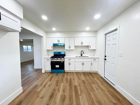 3rd image of 188 E Citrus Drive