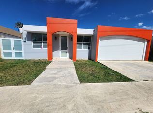 Urbanizacion Costas Del Mar Calle Coral #22, Arecibo, PR 00612