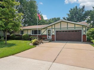 404 Seminole Way, Deforest, WI 53532