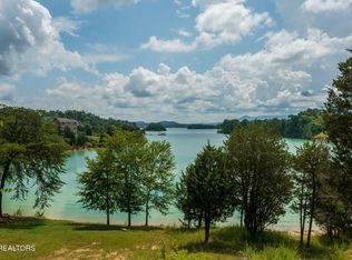 3819 Island View Rd, Sevierville, TN 37876