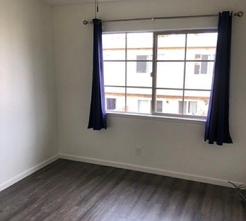 4th image of 6650 Picasso Rd #1