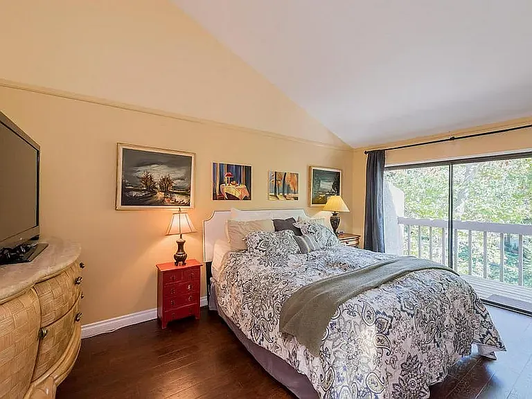 724 Valley Dr — Photo 20