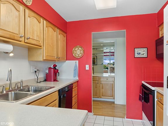 5th image of 1230 N Western Ave APT 311